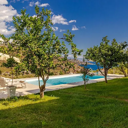 Casa Musica Con Piscina Panoramica Apartamento Giardini Naxos
